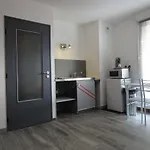 Apartment Type 1 Piece Proche Zenith