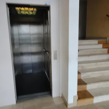 Type 1 Piece Proche Zenith Apartment *